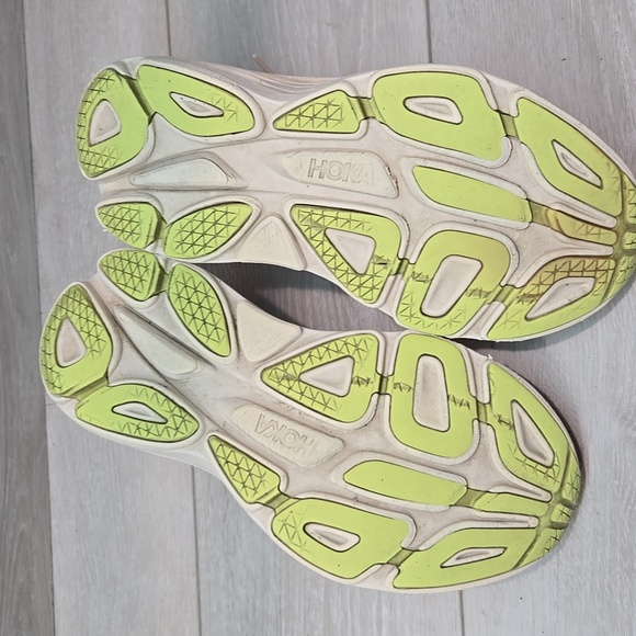 Hoka Women's Bondi 8 Athletic Running Shoes Sneakers Sz 10B - Picture 13 of 15
